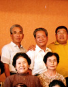 Aug. 16, 2001 国民宿舎『椰子』にて・中央は山口（チエ子）先生